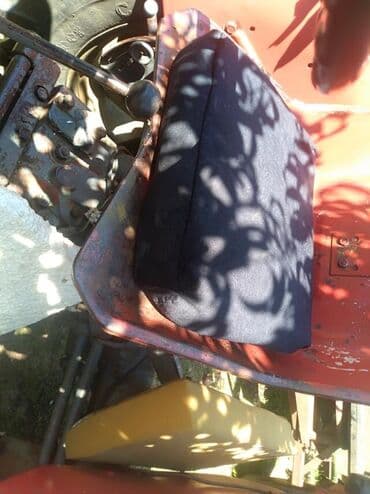 auto sat: Podmetač za Središte za traktor 800 dinara — 2