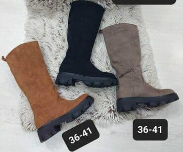 prodaja obuce na veliko: 2700
Crne samo 2 para 38
Ostale sve vel — 1