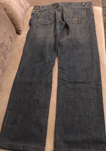 exit pantalone: Farmerke
Br xl,2xl danska proizvodnja.Vrhunski kvalitet — 2