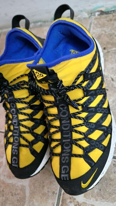 patike sa znakom n: Nike ACG React Terra Gobe patike – žuto/crna kombinacija sa plavim — 6