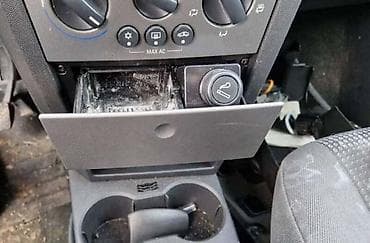 PIKSLA ZA OPEL MERIVA | Svi delovi za Opel vozila : Astra G H J na lalafo.rs PIKSLA ZA OPEL MERIVA | Svi delovi za Opel vozila : Astra G H J