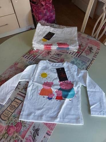 Pepa prase majica dug rukav, cela porodica velicine: 2, 4,6 snizeno na lalafo.rs Pepa prase majica dug rukav, cela porodica velicine: 2, 4,6 snizeno