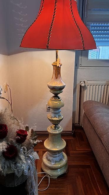 delizio kapsule za kafu: Podna stara lampa,retro estetika sa abažurom klasičnog — 1