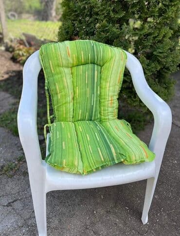 podmetači za stolice: Podmetači za stolice od table sundjera Dimenzije podmetača:82x40 Cena — 5