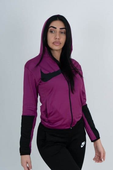 trenerke mokra likra prodaja: Cena 2,900
Mokra likra S, M, L, XL
8 boja — 7