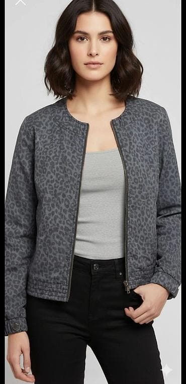 Donji delovi trenerke: Ženska jakna sa leopard printom u sivoj nijansi - Kroj: kraća, ravna — 1
