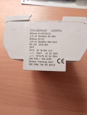 cebici za bebe: SICK EN3 (6009692) – optoelektronski sigurnosni interfejs/relej za DIN — 2
