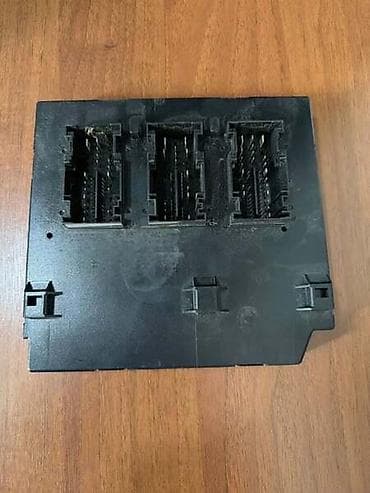 čekrk za auto: BODY CONTROL MODULE(BCM) ZA VOLKSWAGEN GOLF 6 - 1K0937087AN | Body — 1