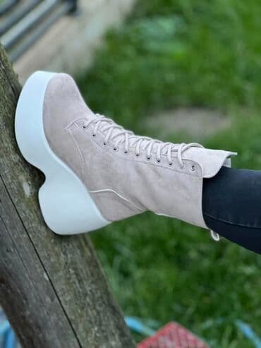 grubin obuca beograd: Br 36-40
Peta:10cm — 7