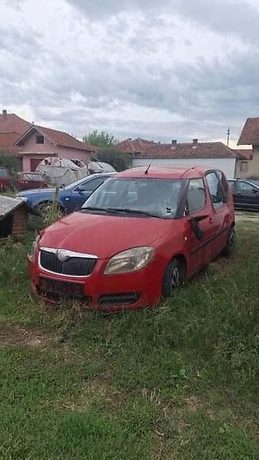 moj auto: ŠKODA ROOMSTER - KOMPLETAN AUTO U DELOVIMA | U ponudi sve vrste — 1