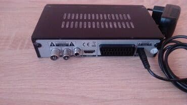 gigatron putna pegla: Set Too Box"Denver" Model:DTB-133 SetTop Box DVB-T2 sa RF modulatorom — 2
