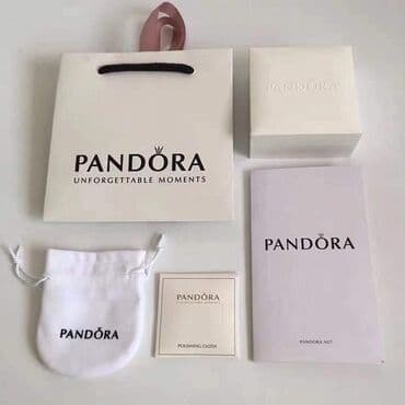 kutija za nakit pandora: PANDORA narukvica sa original pakovanjem Cena:3500din Set sadrzi — 8