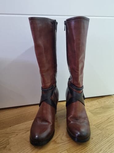 ugg cizme rs: Čizme, 38 — 2