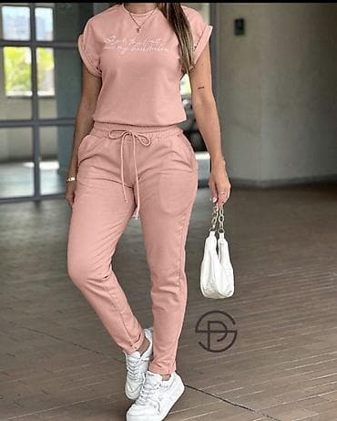 p.s farmerice: 💫komplet za svaki dan– majica kratkih rukava i trenerka ✅2200 din ili — 6