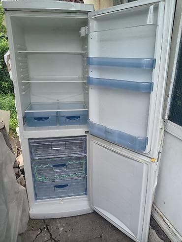 Kombinovani frizider gorenje star 6 godina ispravan fabrici cena 11000 na lalafo.rs Kombinovani frizider gorenje star 6 godina ispravan fabrici cena 11000