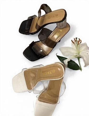 Ženske sandale sa prozirnim kaiševima i kvadratnim vrhom. - Dizajn