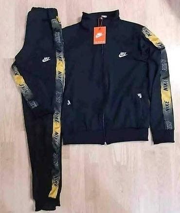 jagger trenerke: Ženska komplet trenerka 
S M L XL 2XL 
Cena 3000 din j — 2