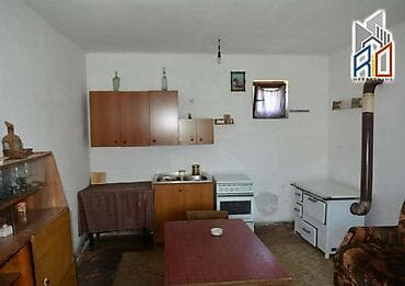 zlatibor kuca prodaja: Na prodaju kuća u Crvenoj Jabuci kod Uba površine 100m2 površina placa — 6