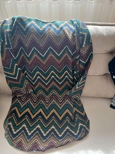 comma košulje: Tri bluze nove sve kvalitetne pamuk viskoza br L moze i xl u paketu — 2