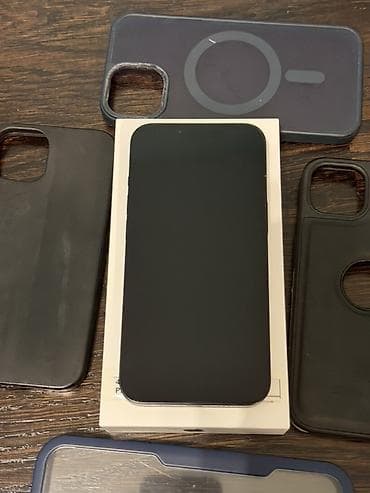 apple oglasi: IPhone 13 128gb Sim free Odlicno stanje, sitni tragovi koriscenja na — 9