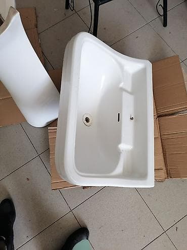 sudopera element: Keramički set za kupatilo – lavabo sa postoljem i bide - Materijal — 1