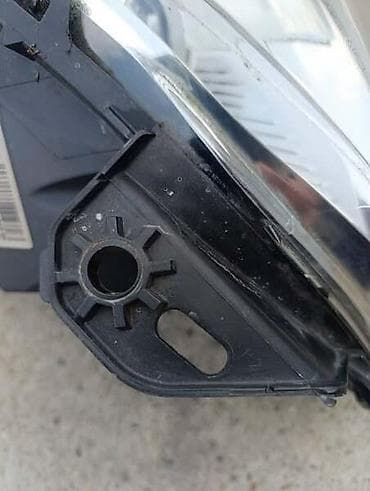 marker za kola: LEVI FAR ZA PEUGEOT 3008 OD 2009. DO 2013. GOD — 3