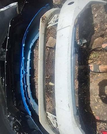 biznis sa kombijem: PREDNJI BRANIK OSTECEN ZA ŠKODA OCTAVIA | skoda octavia prednji — 3