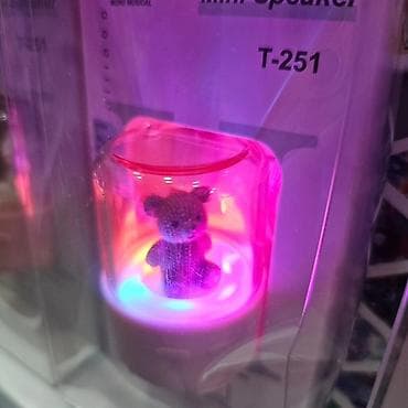 zvučnici na prodaju: Mini blueotoot zvucnik- svetli
Puni se na usb kabal
Cena: 1800 din — 2