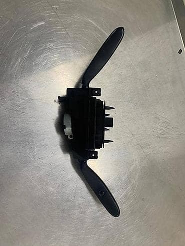 blatarice za auto: RUCICE VOLANA ZA VOLKSWAGEN POLO - 6Q0953503EJ | Rucice volana Polo — 2
