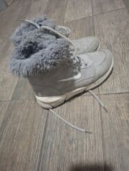 Gležnjače: Čizme, 39 — 1