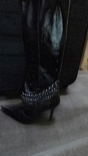 bershka zenske torbe: Čizme, 38, bоја - Crna — 2