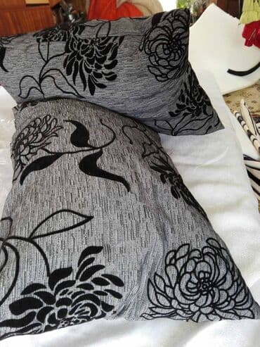 new tekstil beograd: Throw pillow, Sponge — 14