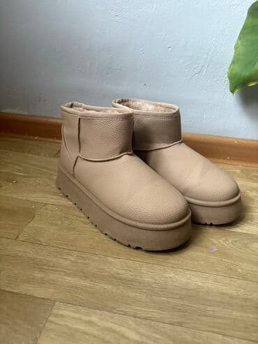crop top h m: Sandals, Sinsay, 38 — 6