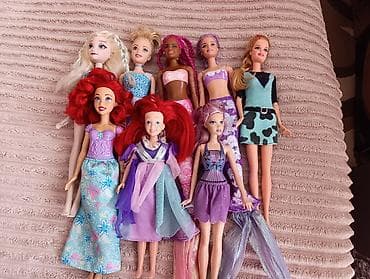 plava trenerka: Kolekcija lutki – set od 8 komada - Različiti modeli modnih i — 1