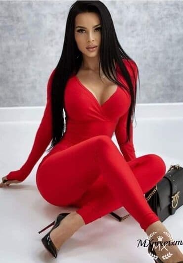 c a kombinezoni: A K C I J A.
Komplet
Likra
1900 din — 1