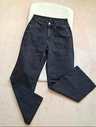 stitch stvari za školu: ⚜️ FARMERICE 
⚜️Za velicine pitajte 
⚜️Cene od 1.500 do 2.300 dinara🟨🟨 — 6
