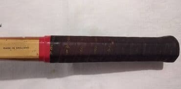 Stoni sportovi: Tenis reket Dunlop Maxply drveni,England,ocuvan,malo kriv — 4