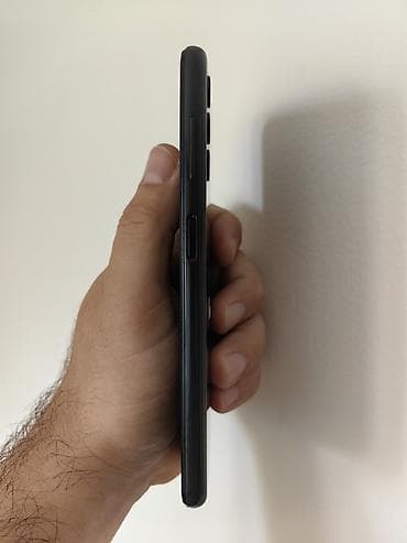 nokia 2330c: Samsung A13 dual sim sim free, sa 4/128 gb memorije. Ok očuvan i — 3