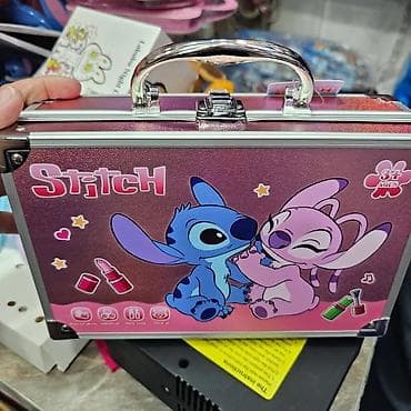 kacket new york: Stitch metalni koferčić sa šminkom – dvonivozni set za male dame 3+ — 4