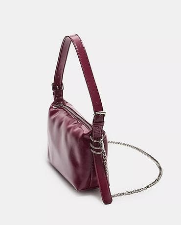 Bordo ženska torba "Stradivarius" preko ramena sa sjajnom završnom