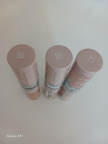 kaftan ogrtači za plažu: Maybelline New York Lifter Serum Concealer – korektor sa hijaluronskim — 2