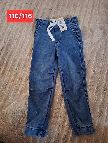 Jeans: Dečiji komplet odeće – veličina 110/116 - Šorts (2 kom): 600din - — 3