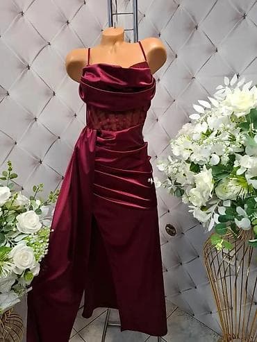 boho suknje: Svečana duga haljina od satena sa efektnim draperijama i visokim — 3