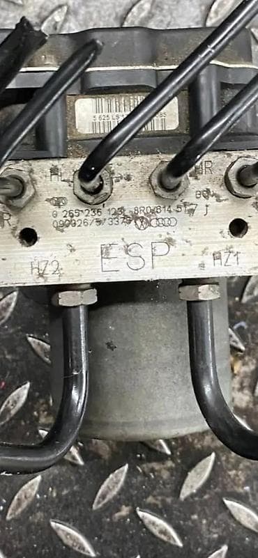 tip rs: AUDI Q5 8R ABS PUMPA 8R0614517J 8R0907379C | Audi a3 a4 a5 a6 a7 q3 — 2