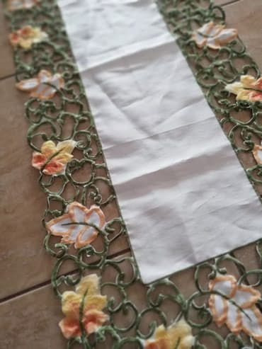 kuhinjski element sa sudoperom: Table runner, color - White — 2