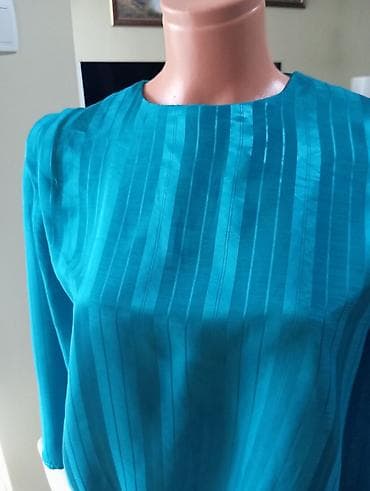 sandale 41 broj: Elegantna bluza Golden Gate, veličina 38. Poluobim grudi 62 cm,duzina — 3