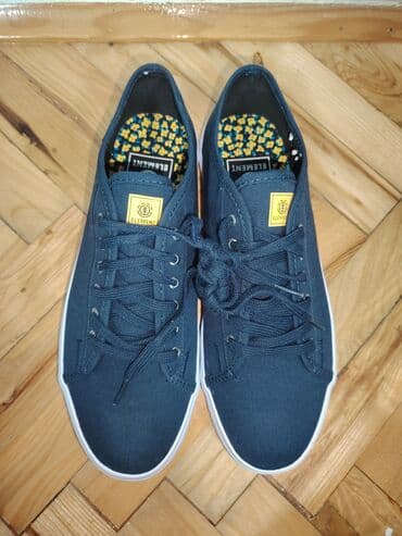 Patike, veličina - 42.5