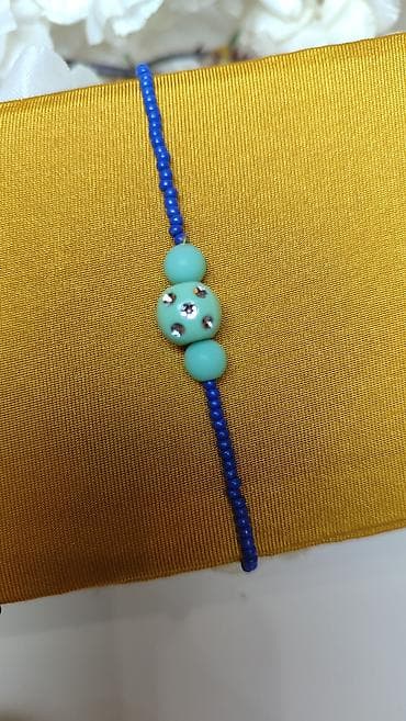 rolex satovi cena: Ručno rađena narukvica od perlica - Tanka narukvica od sitnih — 3