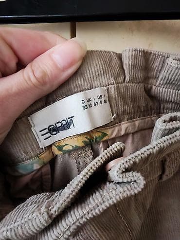 pantalone sa dzepovima: ESPRIT ženske šorts pantalone - Materijal: tanak rebrasti somot — 2