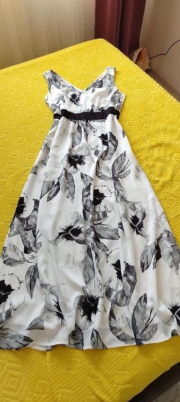torbe alex max: Prelepa maxi haljina brenda H&M, vel 42 ili L/XL, zakopčava se sa — 4